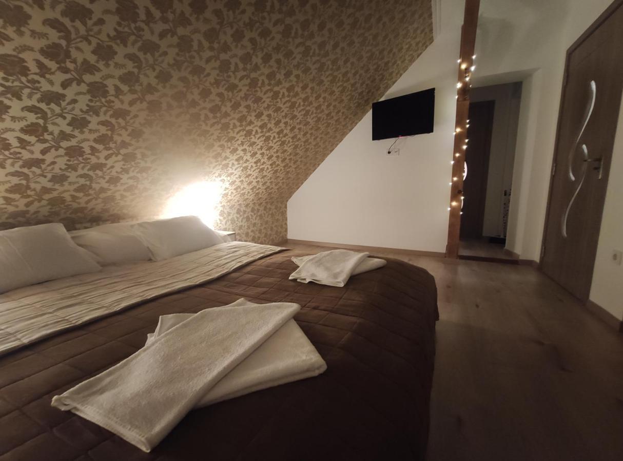 Royal De Lux Apartment Hajduszoboszlo Luaran gambar